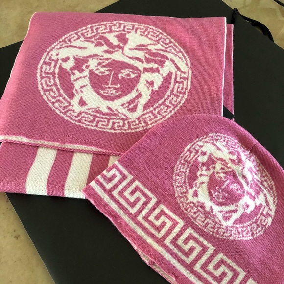 💕VERSACE💕 - Picture 5 of 16